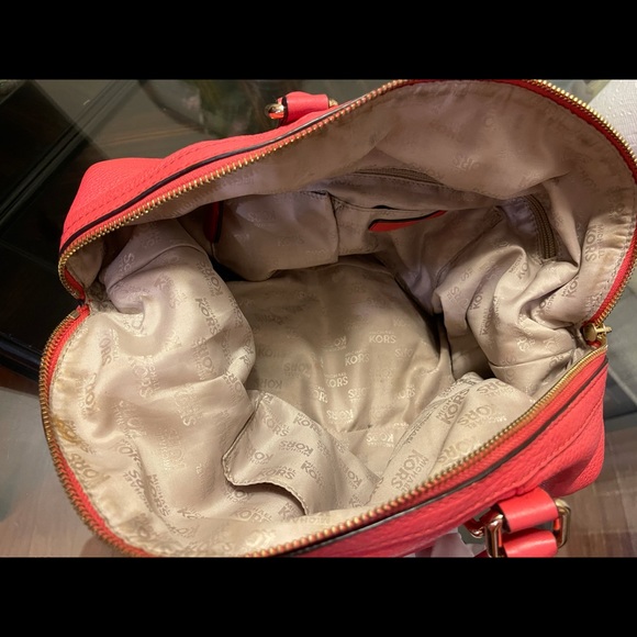 Michael Kors coral Bedford satchel handbag - Picture 3 of 6